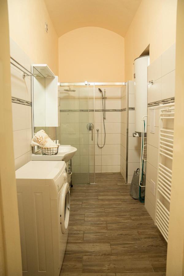 Helen Homestay Vaclavske Namesti Praha Exteriér fotografie