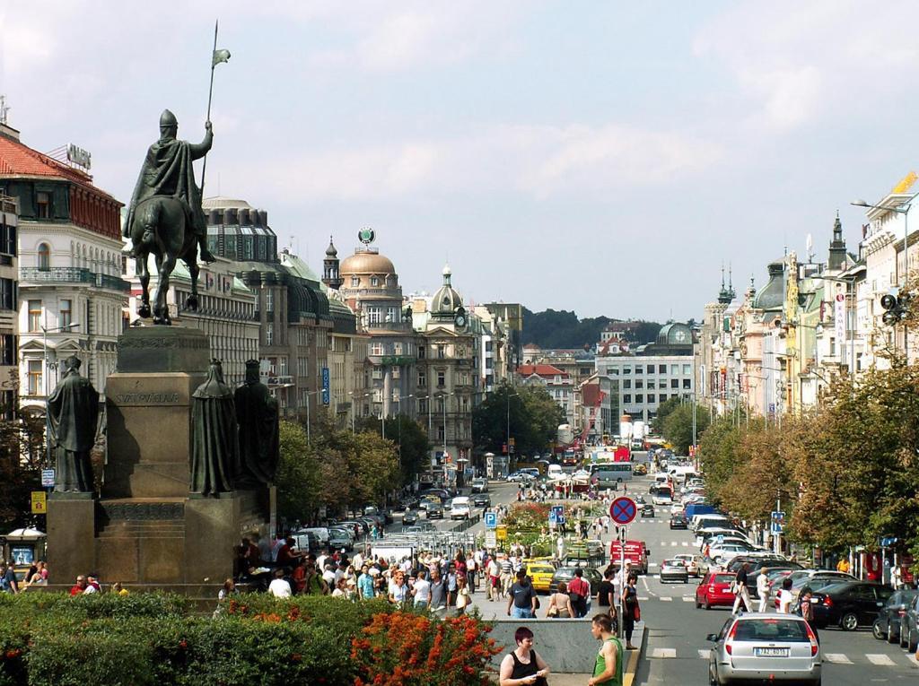 Helen Homestay Vaclavske Namesti Praha Exteriér fotografie